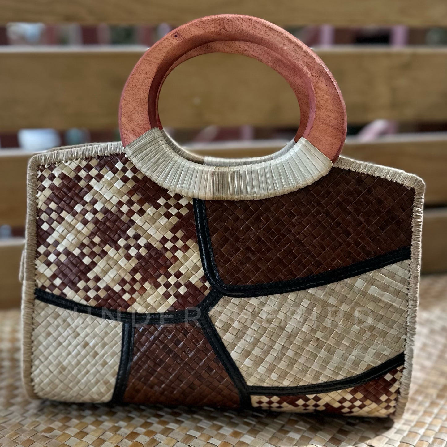 Tautalamusu Picasso Handbag